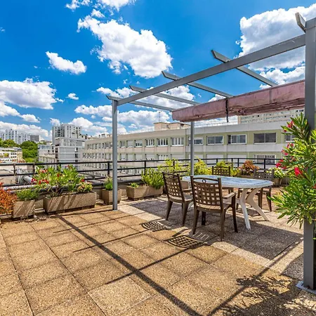 Guestready - Duplex Avec Terrasse Privee Apartman *