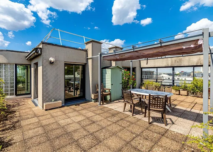 Guestready - Duplex Avec Terrasse Privee Apartmán *
